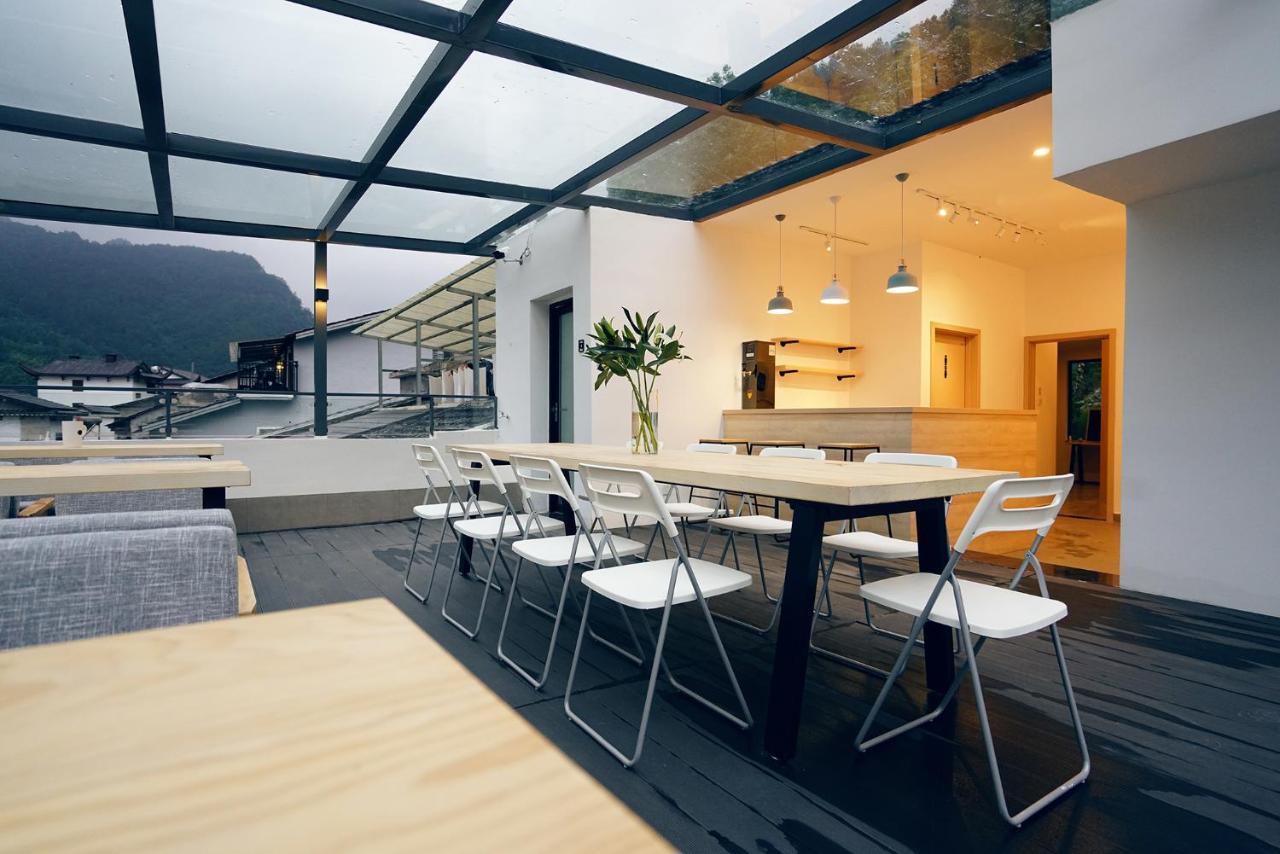 Travel Of Swan International Hostel 장가계 외부 사진